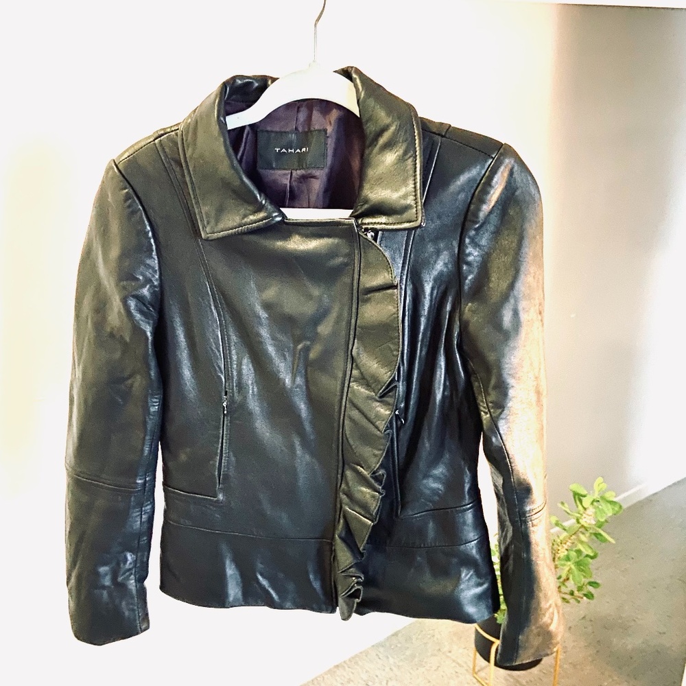 TAHARI Leather Jacket (Short)